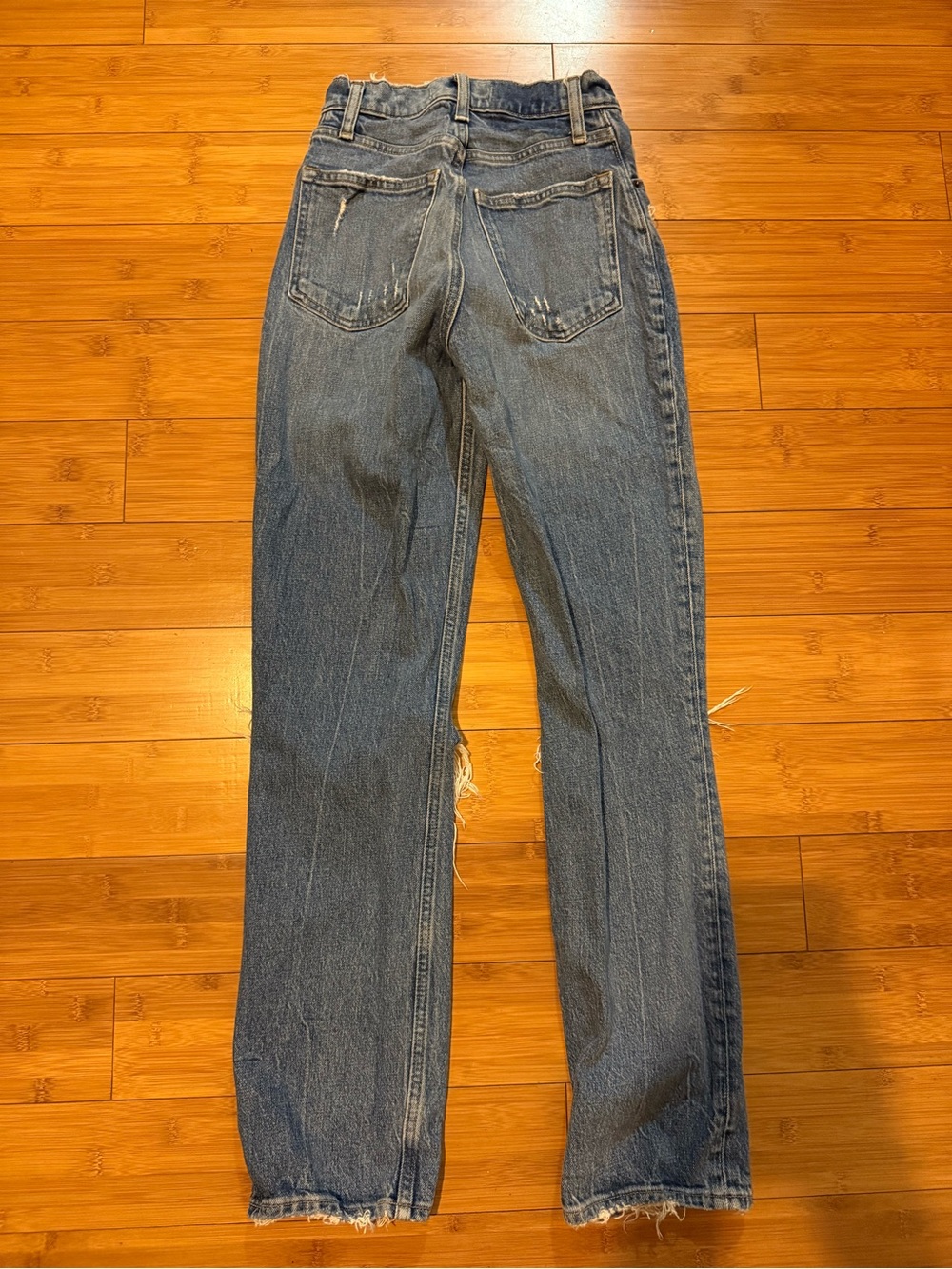 Abercrombie & Fitch Women’s Blue Distressed Straight-Leg Jeans - Picture 2 of 3
